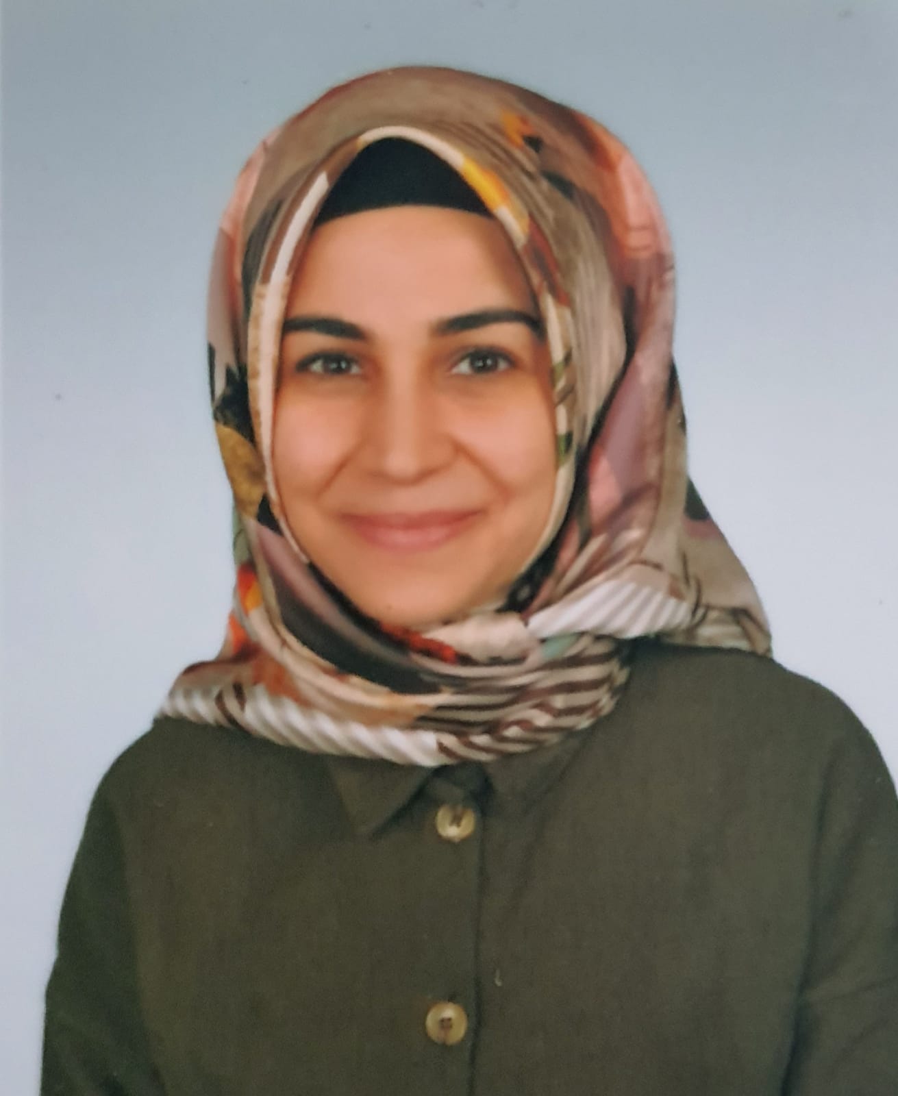 Esena Göçer.jpg (99 KB)