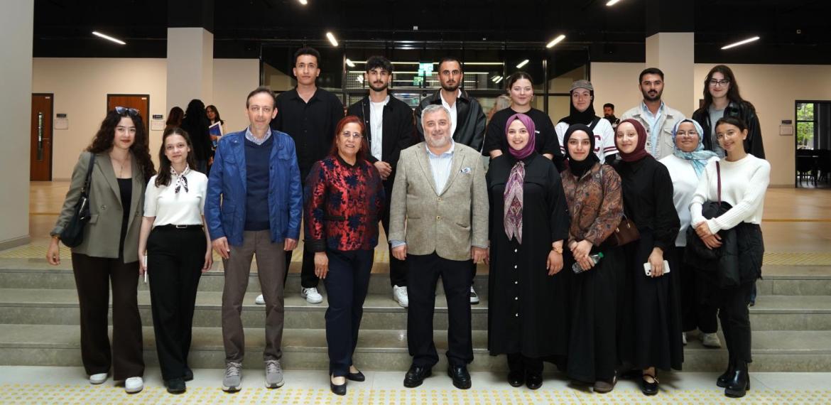 “Müstesna Rakamlar”, “Harflerin Ortak Kullanımı: Tetabuk” ve “Gelenekten Yüzeye Menkuş” Adlı Yıl Sonu Sergileri